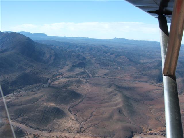 Fold where the front or folds in geology. Fold where the front or